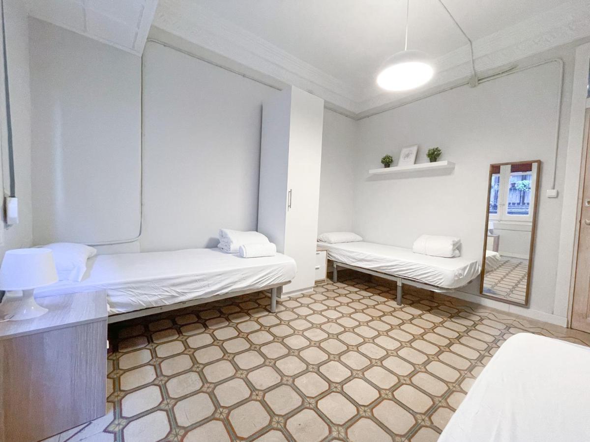 Az The Old Town Hostel - Coliving Zaragoza Exterior photo